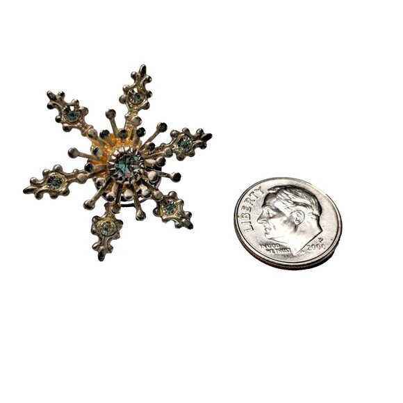 Snowflake Lapel Pin With a Crystal Stone, Winter, Snow - Picture 4 of 4
